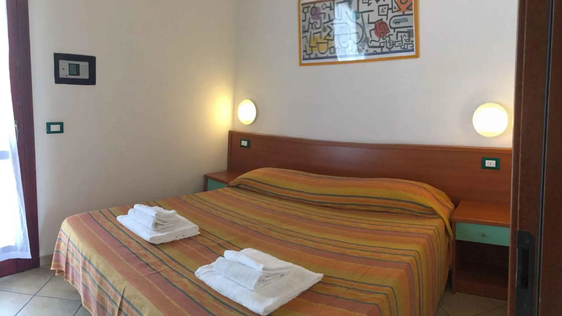 Apartments In Lido Di Spina 39999