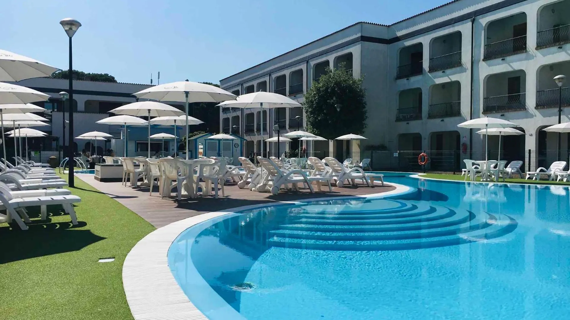 Apartments In Lido Di Spina 39999