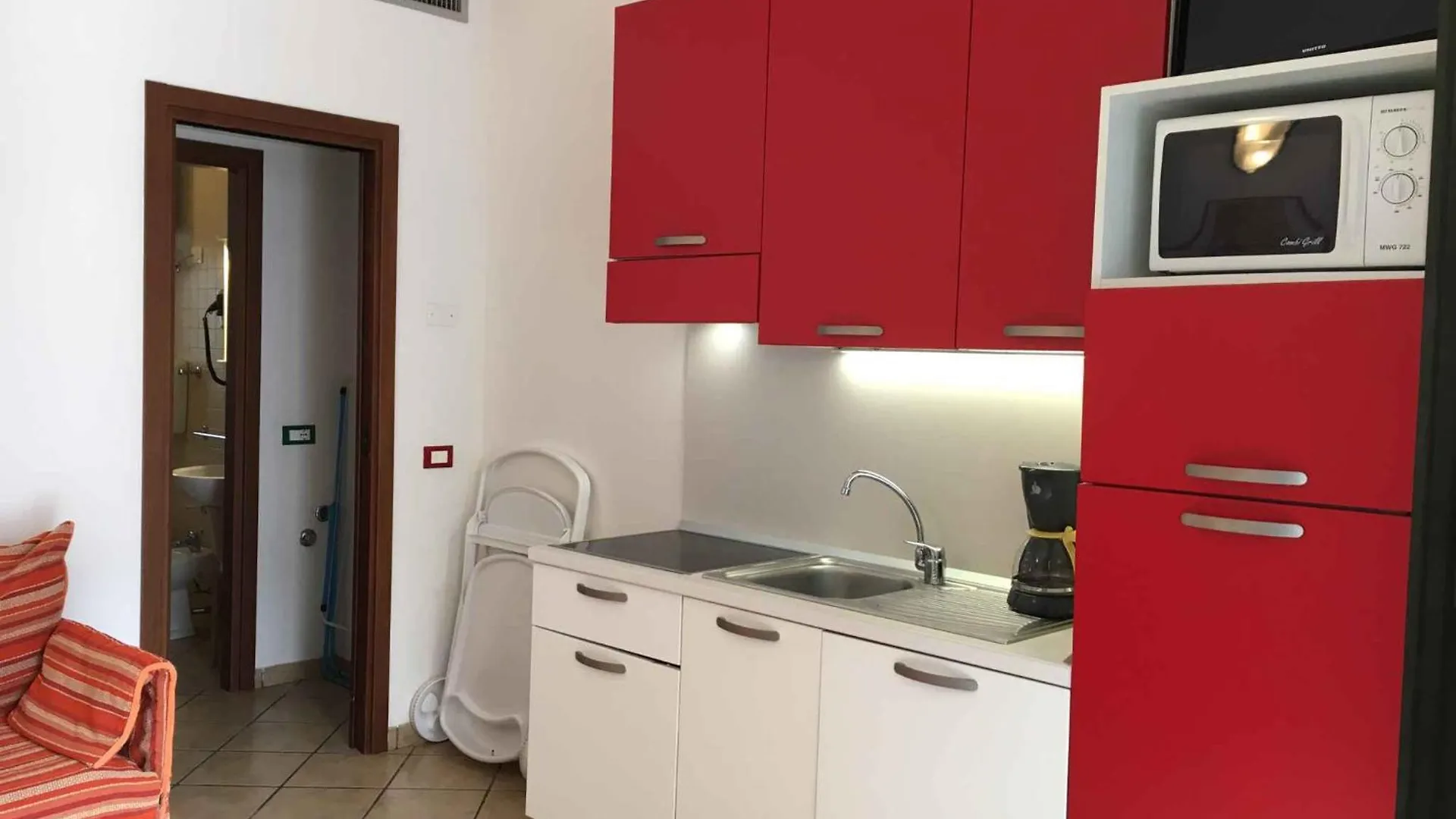 Apartments In Lido Di Spina 39999