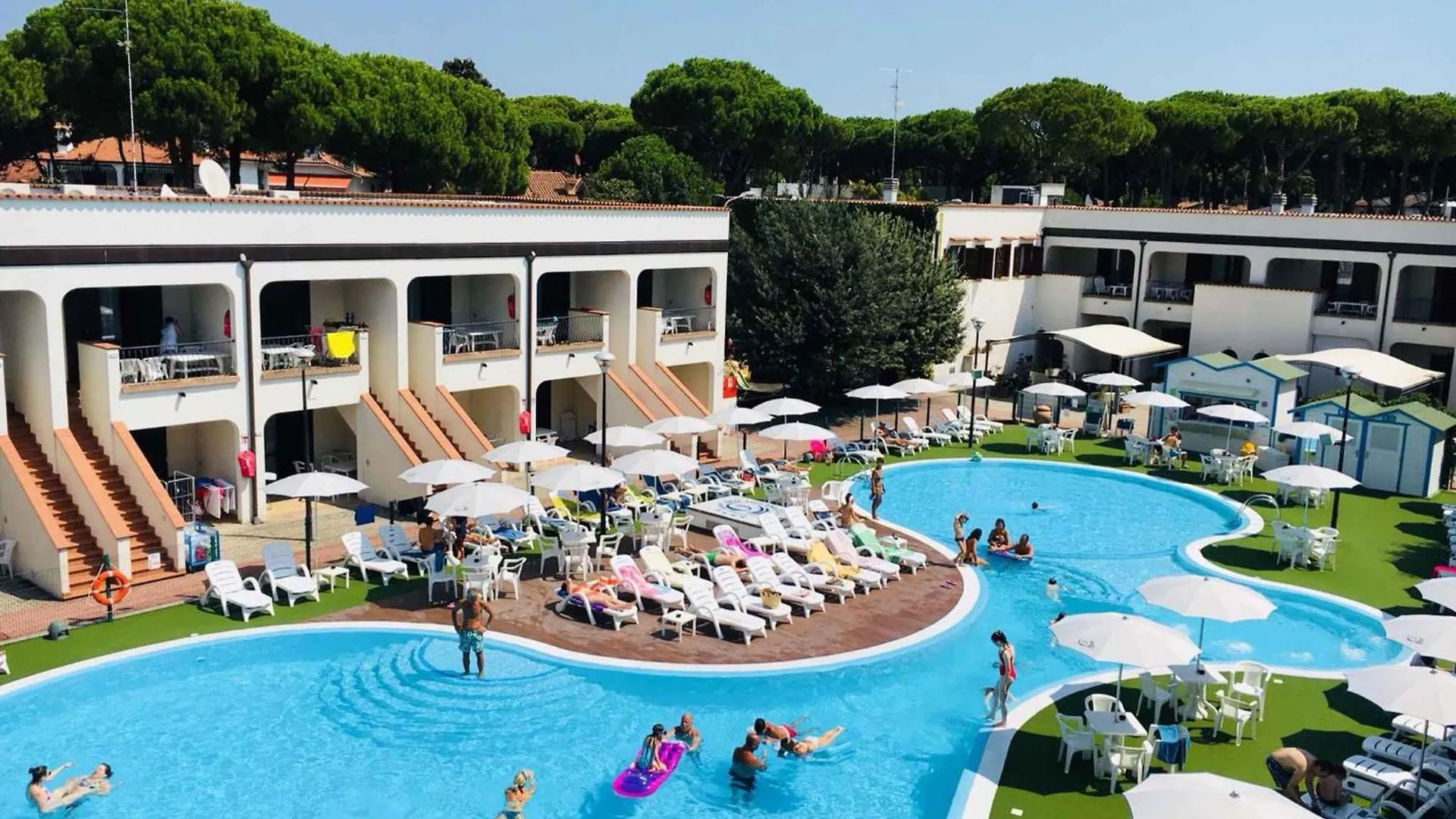 Apartments In Lido Di Spina 39999 0*,